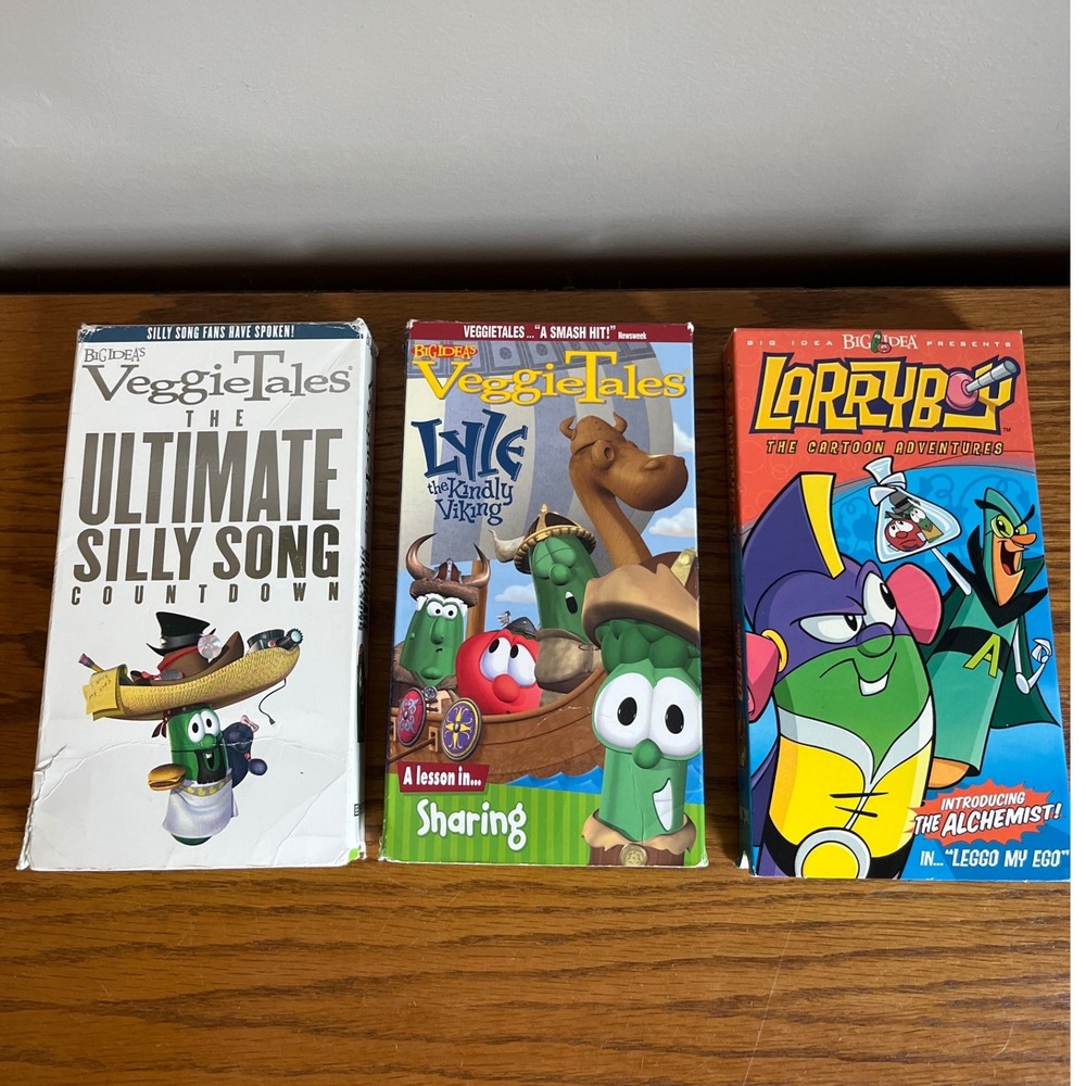 Veggie Tales VHS Silly Songs, Larry Boy, Lyle The Kindly Viking Lot of 3 Tapes‎